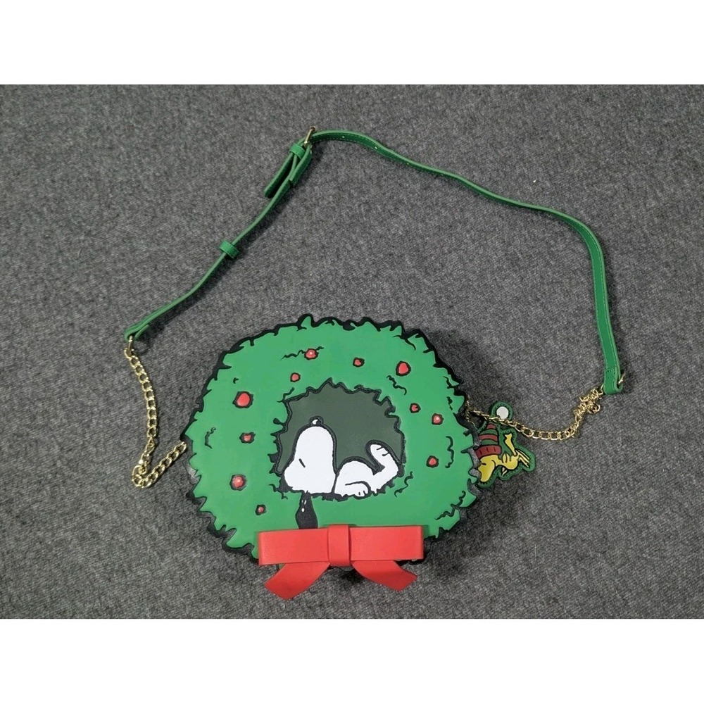 Peanuts x Loungefly Purse Snoopy Crossbody Light Up Christmas Wreath Woodstock